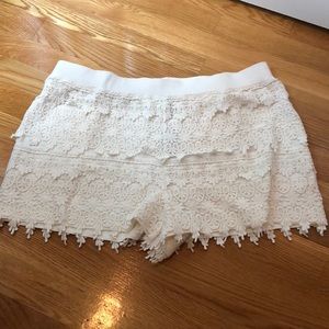 NWT WHITE LACE SHORTS
